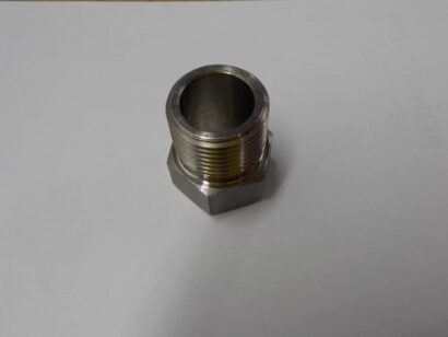 Gland Nut 9/16" MP